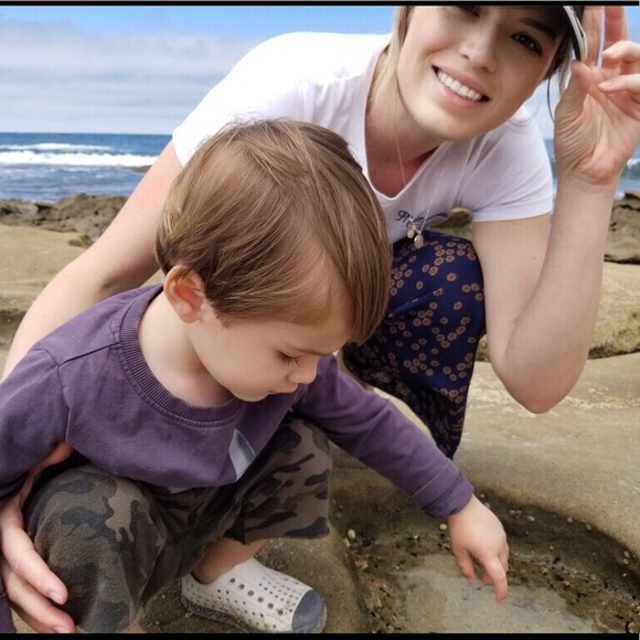 Meet your Posher, Megan - Picture 1 of 1